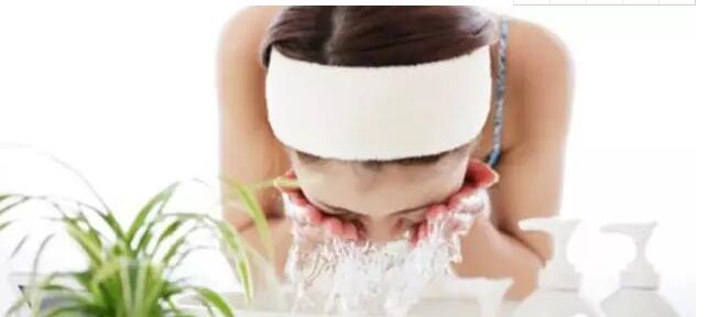 如何通过按摩保养出美丽